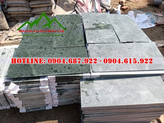 đá xanh rêu lát sân 30x60