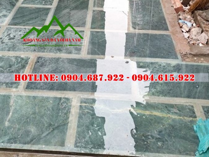 mẫu đá xanh rêu lát sân đẹp