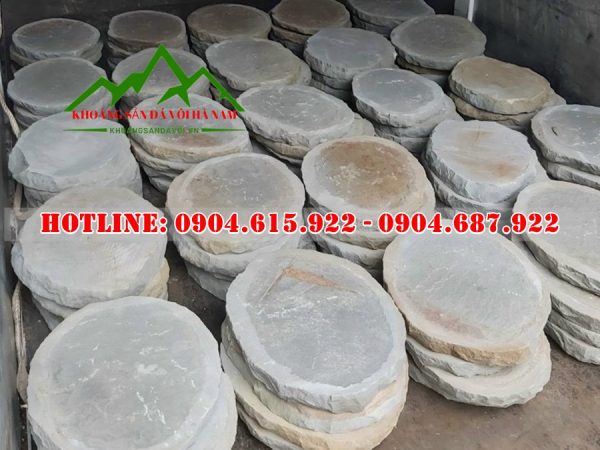 da-buoc-dao-trang-tri-san-vuon