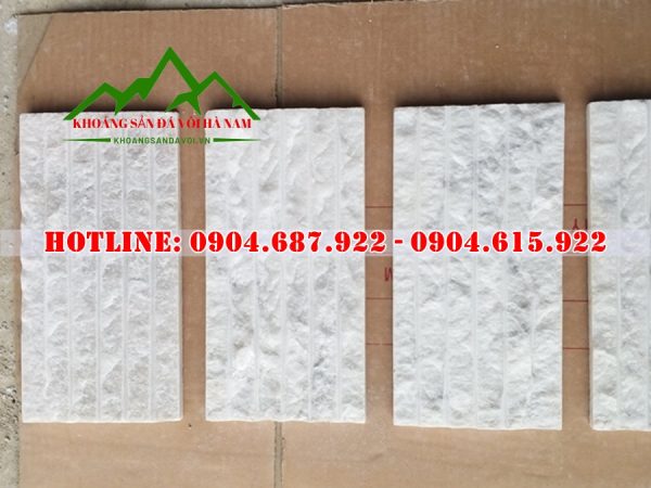Đá chẻ trắng ốp tường
