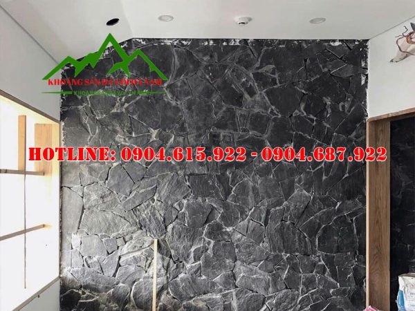 da-roi-den-op-tuong-trang-tri