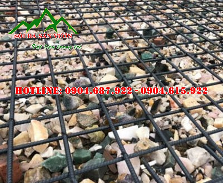 vụn thạch anh thô rải móng nhà